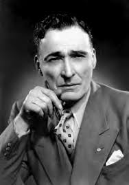 From InstItutIon to CommunIty