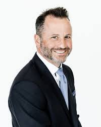 Mark Lammers's Instagram, Twitter & Facebook