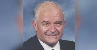 Mary Hessling's Instagram, Twitter & Facebook