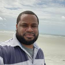 Derrick Moultrie's Instagram, Twitter & Facebook