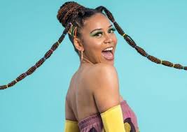 We braid hair since the dawn of time, so we found traces of braided hairstyles dating back to prehistory! Watch Sho Madjozi And Friends Join The Which Do You Prefer Trend On Tiktok Fakaza News