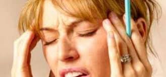 Sakit kepala cluster boleh terjadi kerana beberapa penyebab lain seperti suhu panas, bau menyengat seperti aroma minyak. Ada Benjolan Kecil Di Belakang Kepala Saya Apakah Penyakit Berbahaya Republika Online