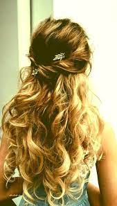 Half Up Half Down Curly Hairstyles 2019 For Bridal With Medium Length Hairstyle Hairst Hair Styles Prom Hairstyles For Long Hair Curly Hair Styles Naturally