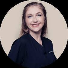 Amra Sabanovic's Instagram, Twitter & Facebook