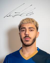 Völlig verrückt: Mit jedem seiner 6️⃣ letzten Torschüsse erzielte Steven  Skrzybski jeweils ein Tor. Anders gesagt