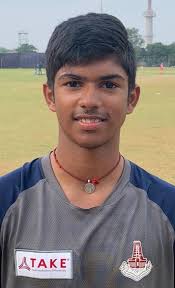 Vimal Khumar hit 121*