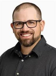 Shawn Trahan's Instagram, Twitter & Facebook