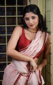 Kanika Mann - Free pics, galleries & more at Babepedia