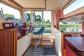 In the big data base of happycharter you will certainly find your dream boat. Penichette 935w Canal Boat For Rent Locaboat
