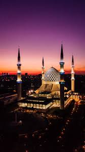 Today prayer times in shah alam, malaysia (general) malaysia are fajar time 05:40 am, dhuhur time 01:12 pm, asr time 04:38 pm, maghrib time 07:21 pm & isha prayer time 08:36 pm. Hd Wallpaper Malaysia Shah Alam Masjid Sultan Salahuddin Abdul Aziz Shah Wallpaper Flare