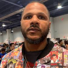 james davies (@BoxingNews987)