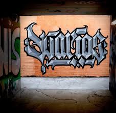 We want to put our poetry on buildings around town under cover of night. Warios Artisti Graffiti Throw Up Magazine