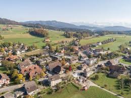 Junge familie sucht ein haus in münsingen/auingen. Immobilie Zum Kaufen Munsingen