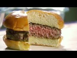 Masterchef Gordon Ramsay How To Cook The Perfect Burger Burger Recipes Beef Cooking Beef Burger