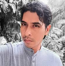 Imagínate ser Kevin Álvarez y terminar a Fátima Bosch "la niña lomecan" y  la actual Miss Universo México, porque simplemente no la dejaban salir de  fiesta todos los fines de semana y