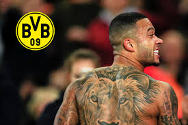 Find out what his back tattoo means with a look at his net worth and lifestyle. Depay Rucken Tattoo Instagram Post Nach Shitstorm Memphis Depay Prangert Rassismus An Memphis Depay 26 Sorgte Bei Instagram Fur Einen Eklat Yorikoangeline