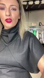 Maria Marcelino Foz was live.