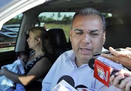 Unace continúa negociando