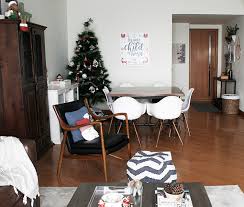 Decorate with holiday candles to give your home a burst of christmas cheer. Christmas Decorating Our Small Apartment Marilenstyles Com