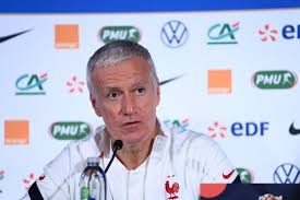 Didier deschamps a livré une liste de 26 bleus ce jeudi en vue des trois matches de qualification des talents suivis de près naturellement par didier deschamps mais qui demeurent pour l'heure. Bleus Didier Deschamps Annoncera Une Liste Elargie En Mai L Equipe