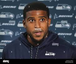 Bobby wagner seahawks hi-res stock photography and images