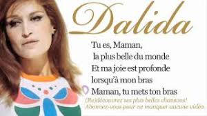 Elle est douce à l'intérieur comme à l'extérieur et nettoie tous les maux. Dalida Maman La Plus Belle Du Monde Paroles Lyrics Youtube