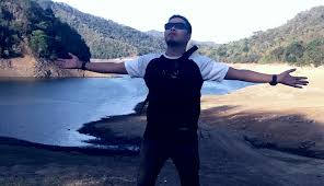 Am ~ e ~ dm ~ e ~ am ~ e ~ dm ~ e ~ am e f c nahu ma lao aka rasa dou dm am e am lao sakolah lao ngupa ilmu am e f c nggomi ndi ari ta kalembo ade dm am e am upa mba'a mpa nahu dula mbali ~ reff : Arunk Bima Home Facebook