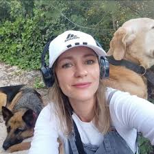 María Isabel Melgoza (@MariaIsa_MH)