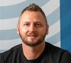 Jamie Petten's Instagram, Twitter & Facebook