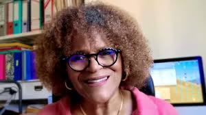 Blending a variety of caribbean, african, and north american music styles, it is characterized by frequent use of creole language, the prominence of electronically synthesized sounds, and sophisticated recording technology. Restezchezvous Jocelyne Beroard Aux Aines Confines Dans Les Ehpad Youtube