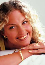 Annual Report 2001 LR