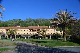 Escoge la opción que más se adapte a tus necesidades extremadura te espera —. El Hotel Y Sus Jardines Picture Of Hotel Balneario Valle Del Jerte Valdastillas Tripadvisor