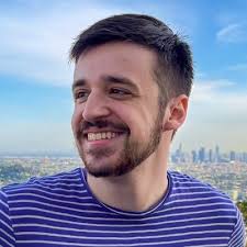 Hallie Smith (@hallieasmith)