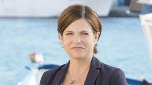Retrouvez demain nous appartient du lundi au vendredi à 19h10 sur tf1. Laurence Moiret Wiki Demain Nous Appartient Fandom