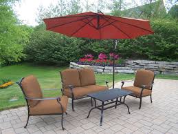 The woodard solid top round pedestal patio dining table with umbrella hole is the perfect gathering place for fun and relaxation. Patio Store Hampton Aluminum 5 Pc Deep Seating Chat Set With High Quality Spun Polyester Fabric Cushioned 2 Stackable Club Chairs Loveseat Cocktail Table And 10 Foot Metal Frame Cantilever Umbrella Antique Black