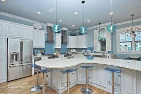 Hangin 10 Gulf Shores Vacation Rentals In Gulf Shores Al Gulf Shores Vacation Gulf Shores Accessible Bathroom