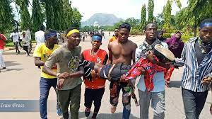 An girke jami'an tsaro a birnin kaduna saboda shari'ar elzakzaky. Several Injured In Nigeria Police Shoots On Zakzaky Adherents