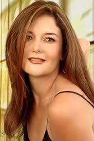 One day rebeca crashes her delivery truck into the car of eduardo montalbán, a rich and dashing playboy. Maria Rebeca Films Age Biographie
