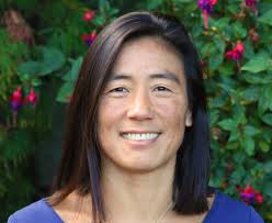 Alison Park's Instagram, Twitter & Facebook