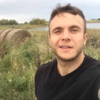 Alex Tarnowski's Instagram, Twitter & Facebook