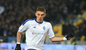 29 мая 1999 года, черкассы, украина) — украинский футболист, защитник клуба «динамо» (киев). Vitalij Mikolenko Rasskazal U Kogo Iz Futbolistov Mechtaet Vzyat Avtograf Journalist Today