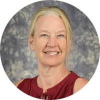 Kari Shoemaker's Instagram, Twitter & Facebook