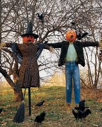 15 Creepy Halloween Decorating Ideas With Images Outdoor Halloween Halloween Scarecrow Halloween Outdoor Decorations
