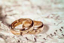 كنتيجة ل فقدت القلب تاج Music Wedding Rings Outofstepwineco Com