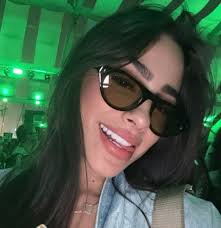 Beyonce Looking Drugged Out and Mad At Nets Game with Jay Z? [VIDEO]  http://bit.ly/1AjYaie #fb