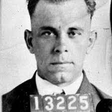 Johannes married sarah dellinger (born pence) on month day 1831, at age 29 at marriage place, virginia. John Dillinger Leichnam Von Erstem Us Staatsfeind Nr 1 Soll Exhumiert Werden Stern De
