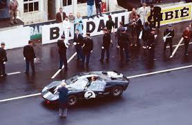 Cu henry ford ii in pits. Ford Wins The 1966 24 Hours Of Le Mans