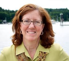 Chicken Soup for the Adopted Soul: Stories Celebrating Forever Families  (Chicken Soup for the Soul) : Canfield, Jack, Hansen, Mark Victor, Thieman,  Leann: Amazon.in: Books