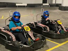 With its fast acceleration straightaway and 14 turns, the 2,100 feet long racetrack was specifically designed by professional racer drivers. Gene Wood S Racing Experience