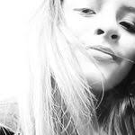 Emily Noboa's Instagram, Twitter & Facebook